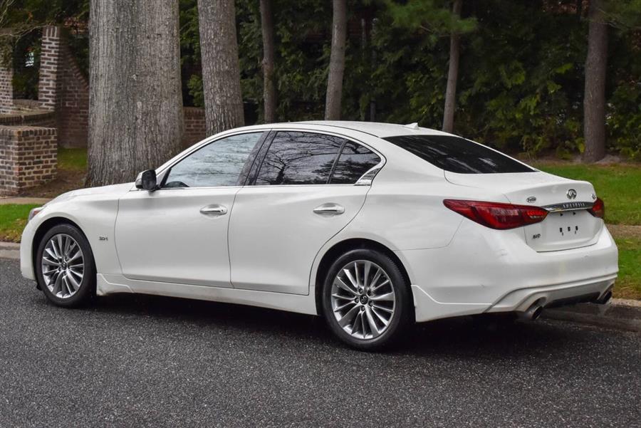 2020 Infiniti Q50 Luxury photo