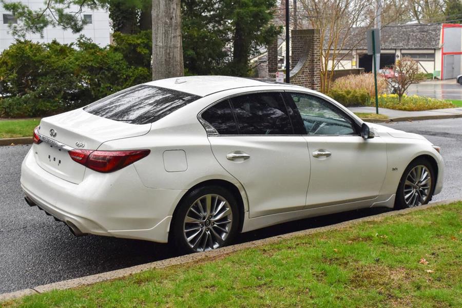 2020 Infiniti Q50 Luxury photo
