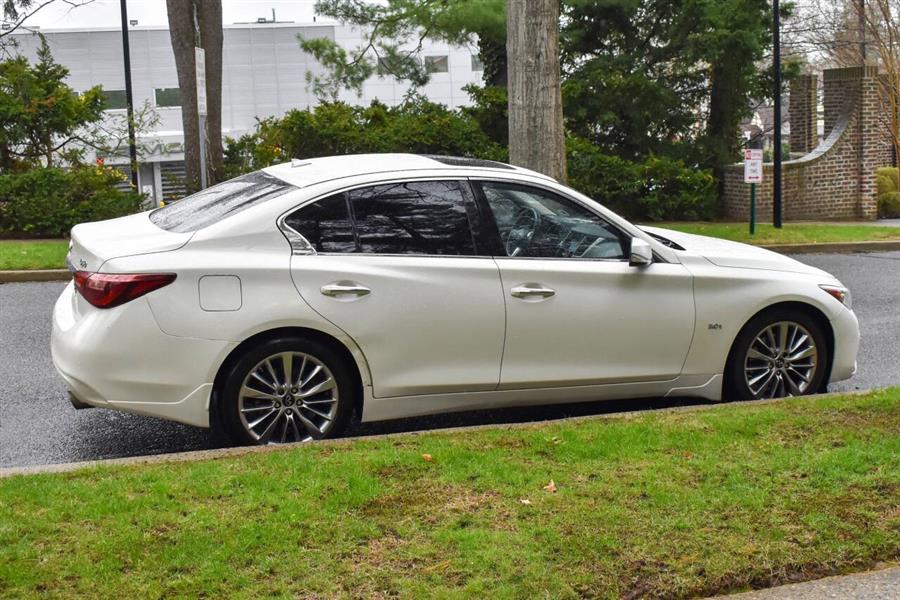 2020 Infiniti Q50 Luxury photo