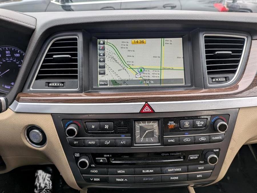 2015 Hyundai Genesis 3.8L photo