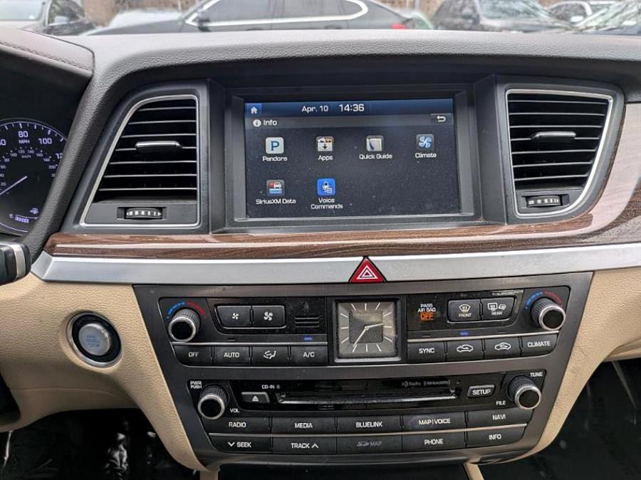 2015 Hyundai Genesis 3.8L photo
