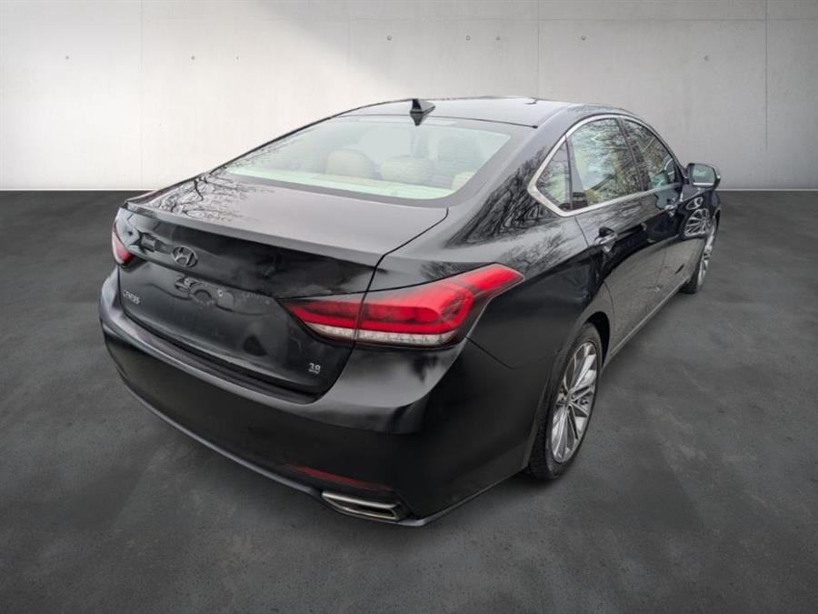 2015 Hyundai Genesis 3.8L photo