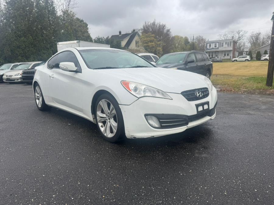 2011 Hyundai Genesis Coupe 3.8L Grand Touring photo