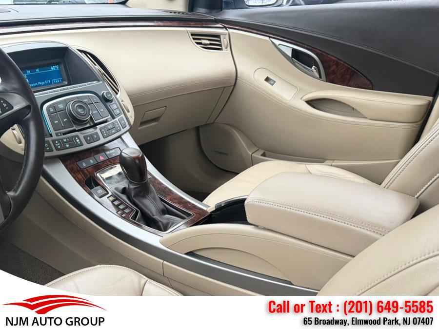 2011 Buick LaCrosse CXL photo