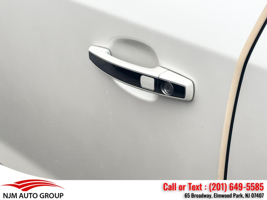 2011 Buick LaCrosse CXL photo