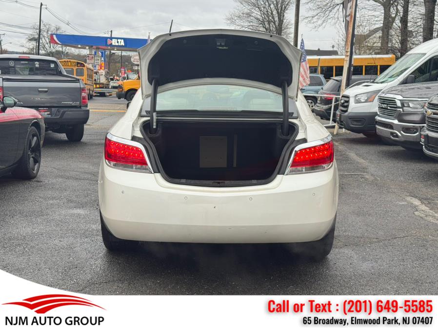 2011 Buick LaCrosse CXL photo