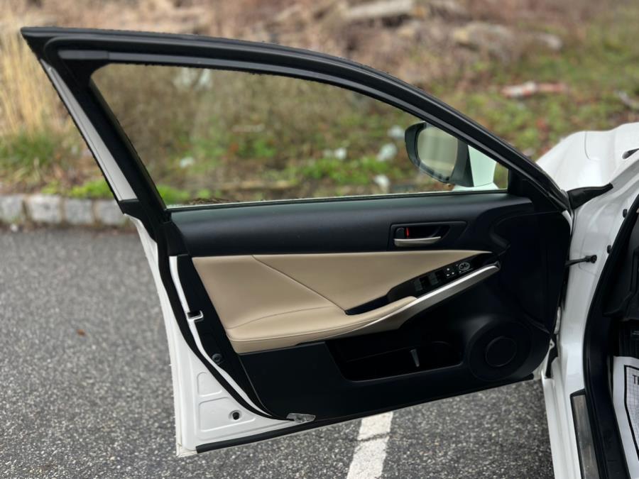 2017 Lexus IS IS photo