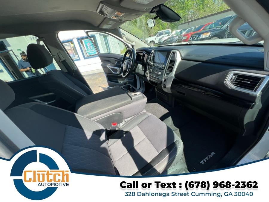 2021 Nissan Titan 4x2 Crew Cab SV photo