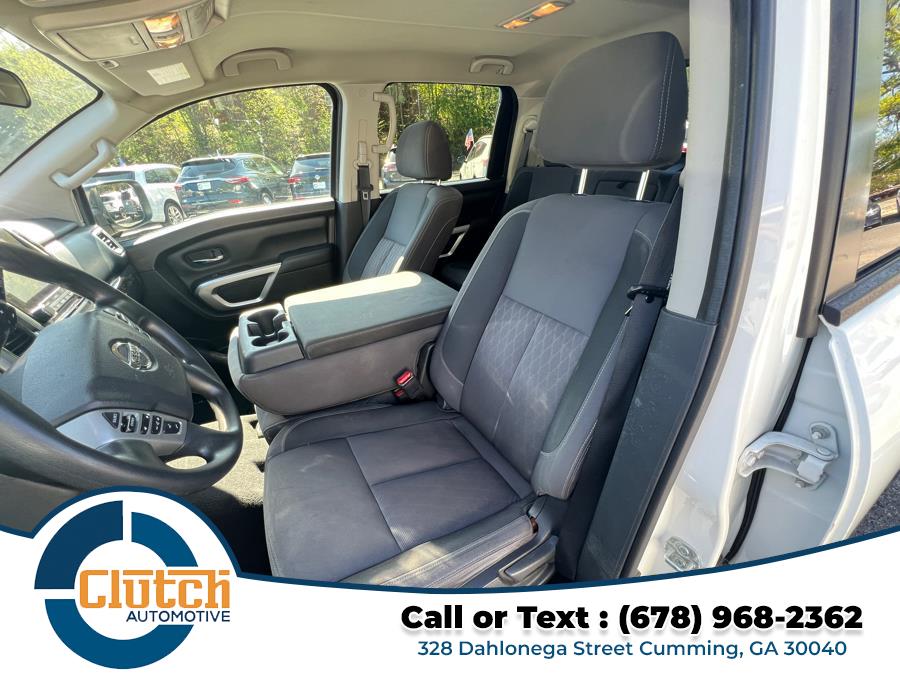 2021 Nissan Titan 4x2 Crew Cab SV photo