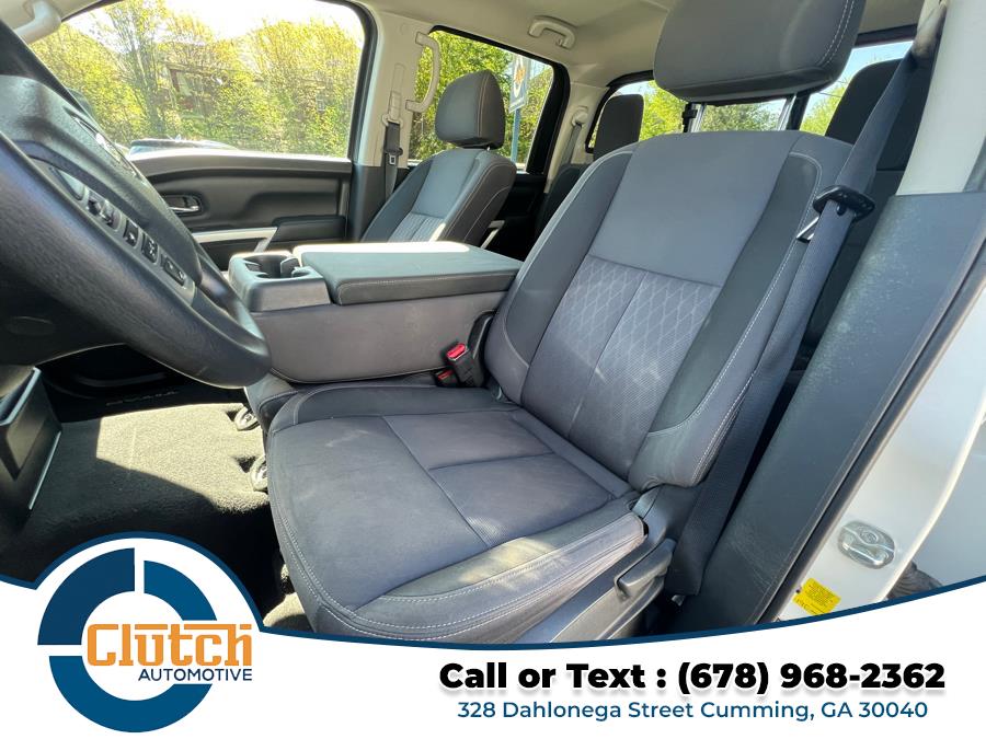 2021 Nissan Titan 4x2 Crew Cab SV photo