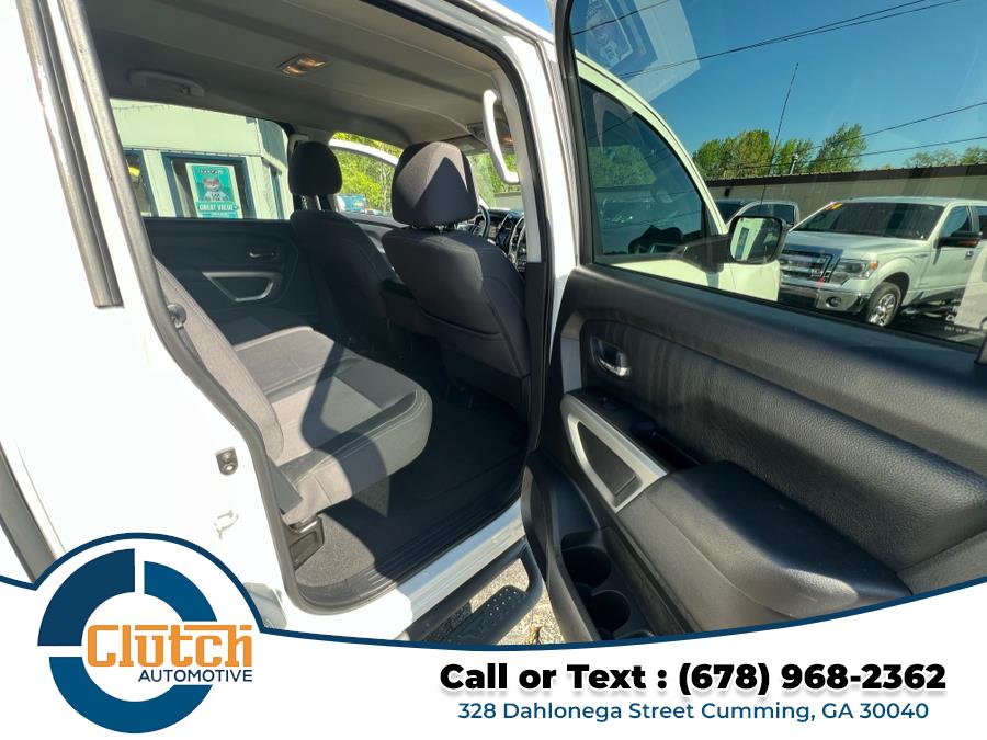 2021 Nissan Titan 4x2 Crew Cab SV photo