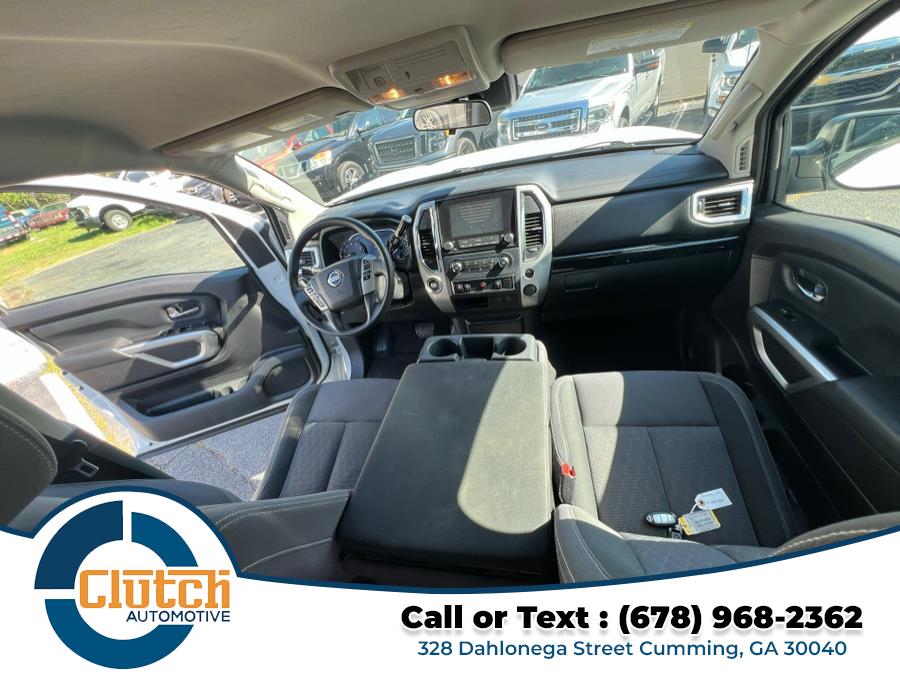 2021 Nissan Titan 4x2 Crew Cab SV photo