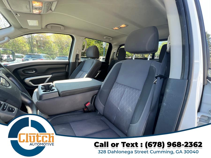 2021 Nissan Titan 4x2 Crew Cab SV photo