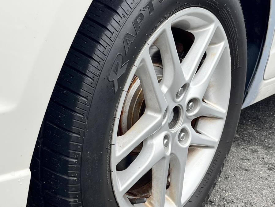 2012 Ford Fusion S photo