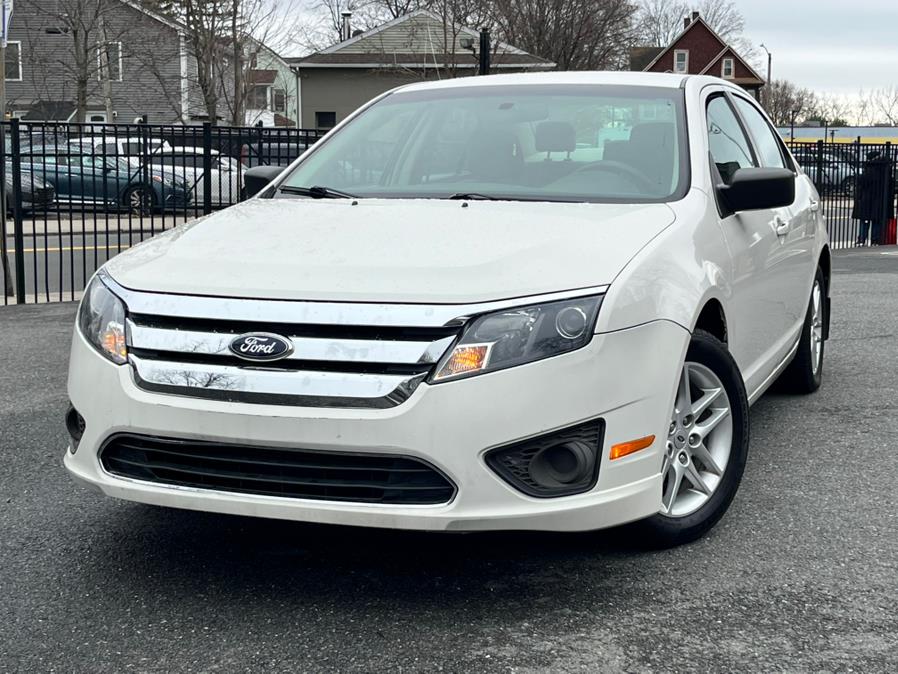 2012 Ford Fusion S photo