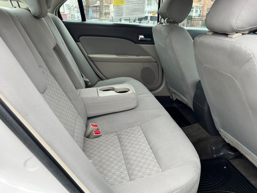 2012 Ford Fusion S photo