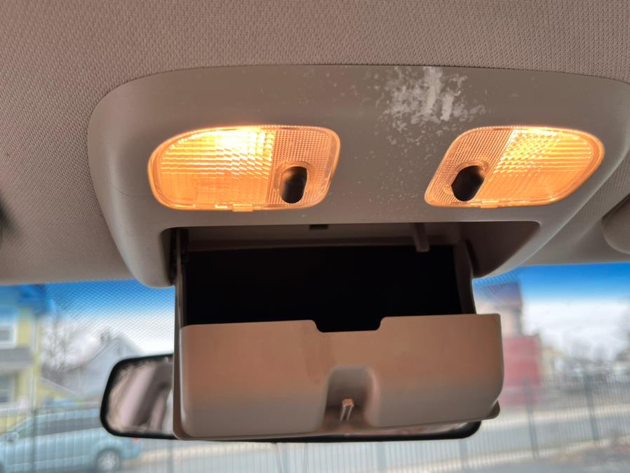2012 Ford Fusion S photo