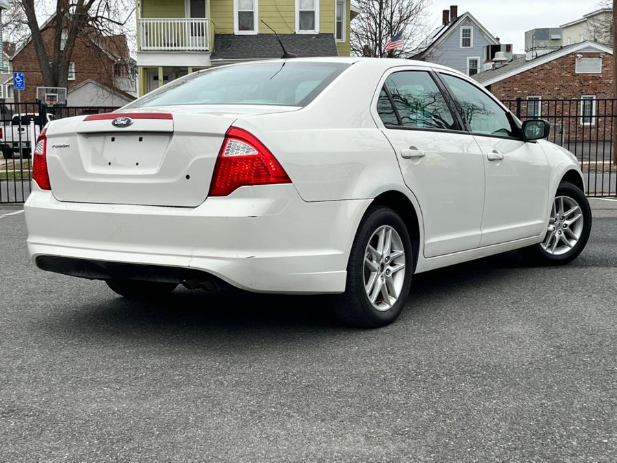 2012 Ford Fusion S photo