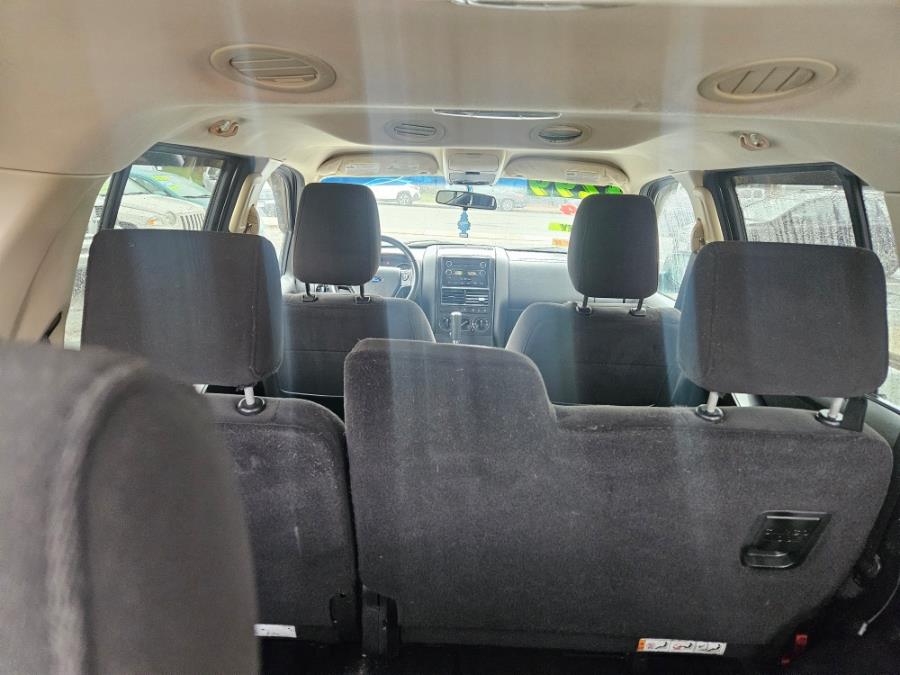 2010 Ford Explorer XLT photo