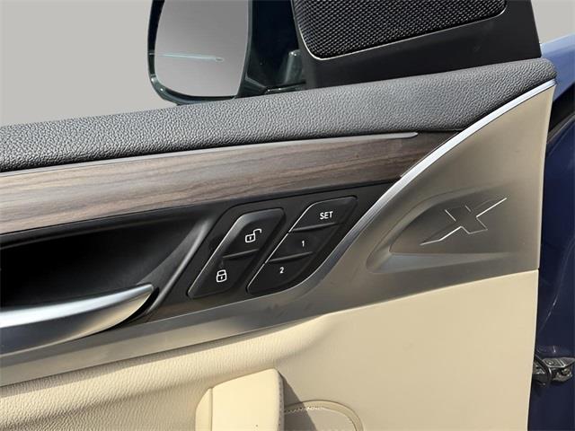 2019 BMW X3 xDrive30i photo