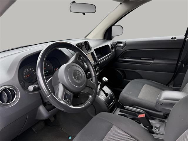 2011 Jeep Compass Sport photo