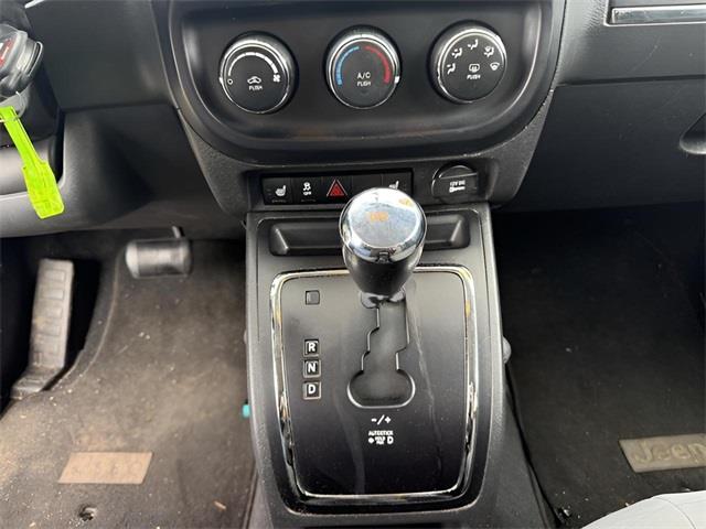 2011 Jeep Compass Sport photo