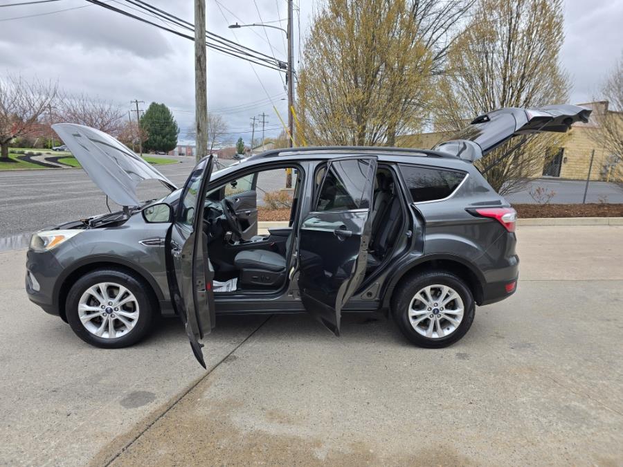 2018 Ford Escape SE 4WD photo