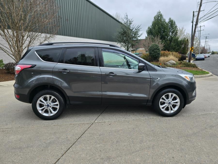 2018 Ford Escape SE 4WD photo