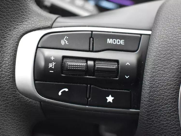2024 Kia Sportage LX Sport Utility 4D photo