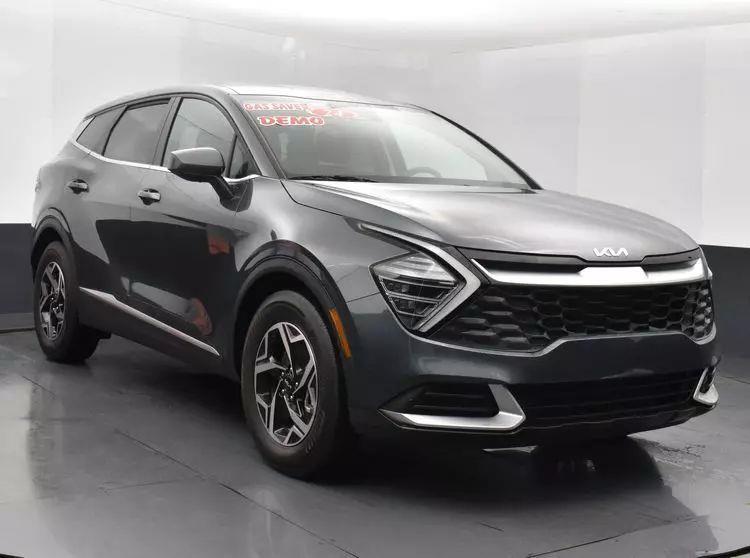 2024 Kia Sportage LX Sport Utility 4D photo