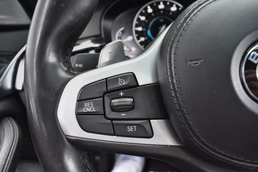 2018 BMW 5-Series 530e iPerformance Plug-In Hybr photo