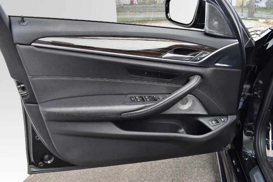 2018 BMW 5-Series 530e iPerformance Plug-In Hybr photo