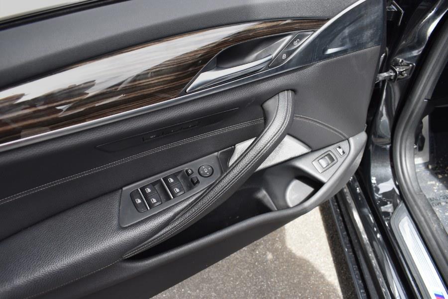 2018 BMW 5-Series 530e iPerformance Plug-In Hybr photo