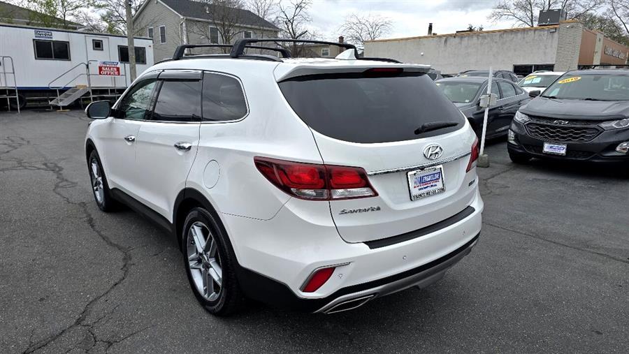 2017 Hyundai Santa Fe SE Ultimate 3.3L Auto AWD photo