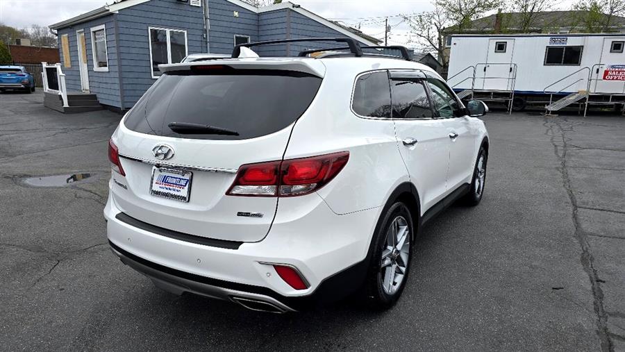 2017 Hyundai Santa Fe SE Ultimate 3.3L Auto AWD photo
