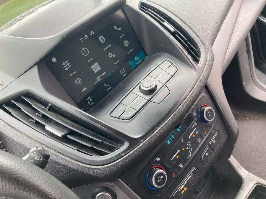 2019 Ford Escape SE Sport Utility 4D photo