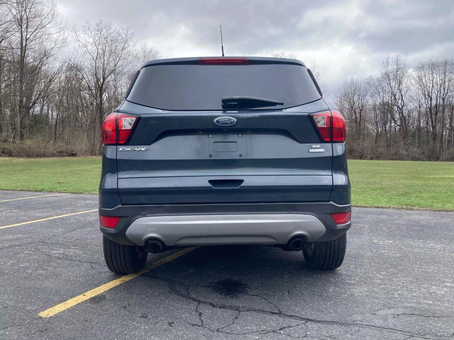 2019 Ford Escape SE Sport Utility 4D photo