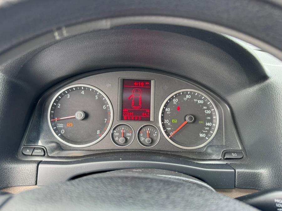 2009 Volkswagen Tiguan SE photo