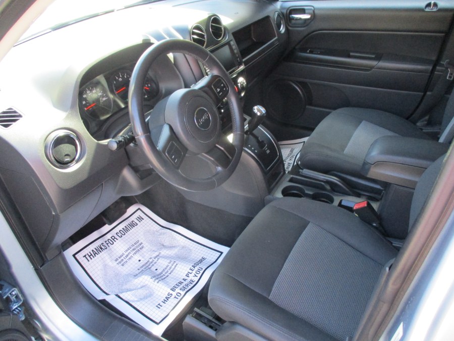 2013 Jeep Compass Latitude photo