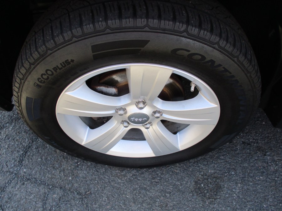 2013 Jeep Compass Latitude photo