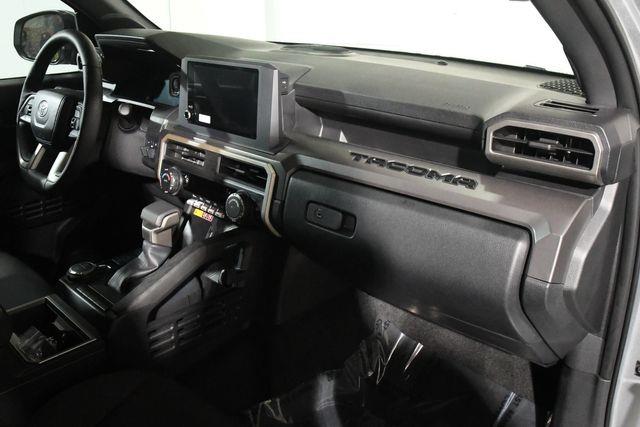 2024 Toyota Tacoma SR5 photo