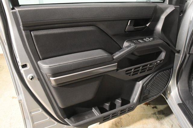 2024 Toyota Tacoma SR5 photo