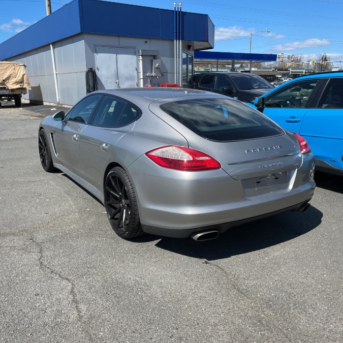 2012 Porsche Panamera photo