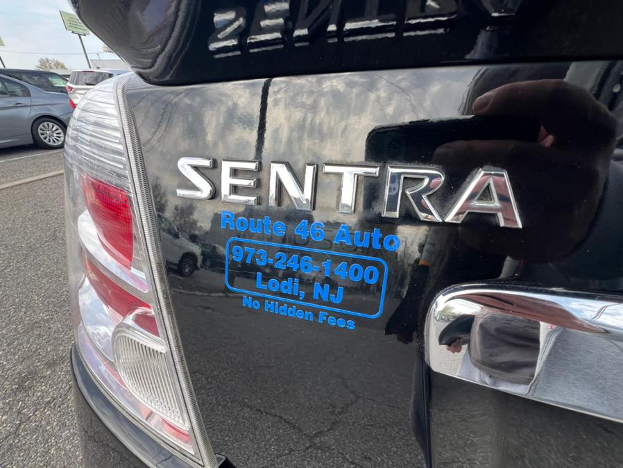 2012 Nissan Sentra 2.0 photo