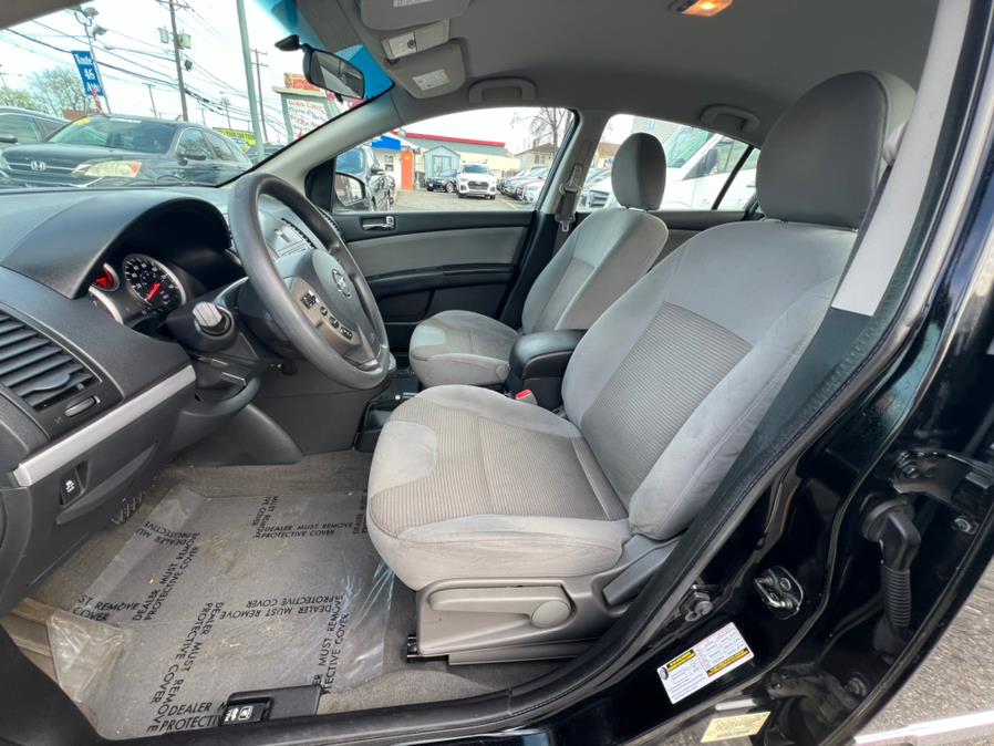 2012 Nissan Sentra 2.0 photo