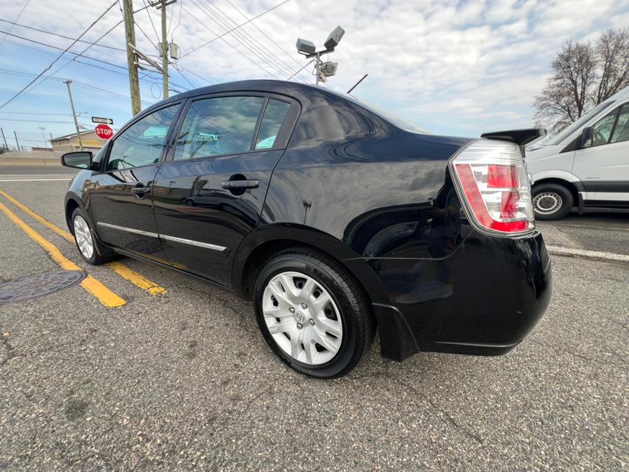 2012 Nissan Sentra 2.0 photo