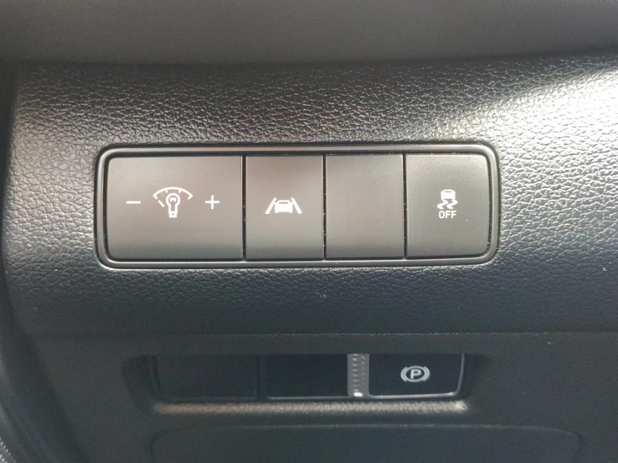 2022 Hyundai Santa Fe SEL AWD photo