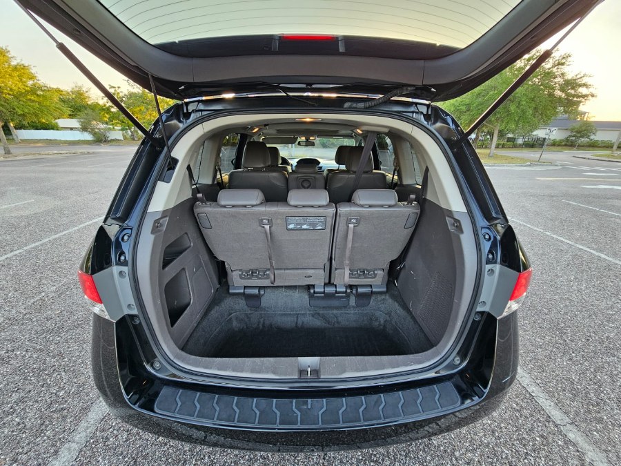 2016 Honda Odyssey 5dr EX-L photo