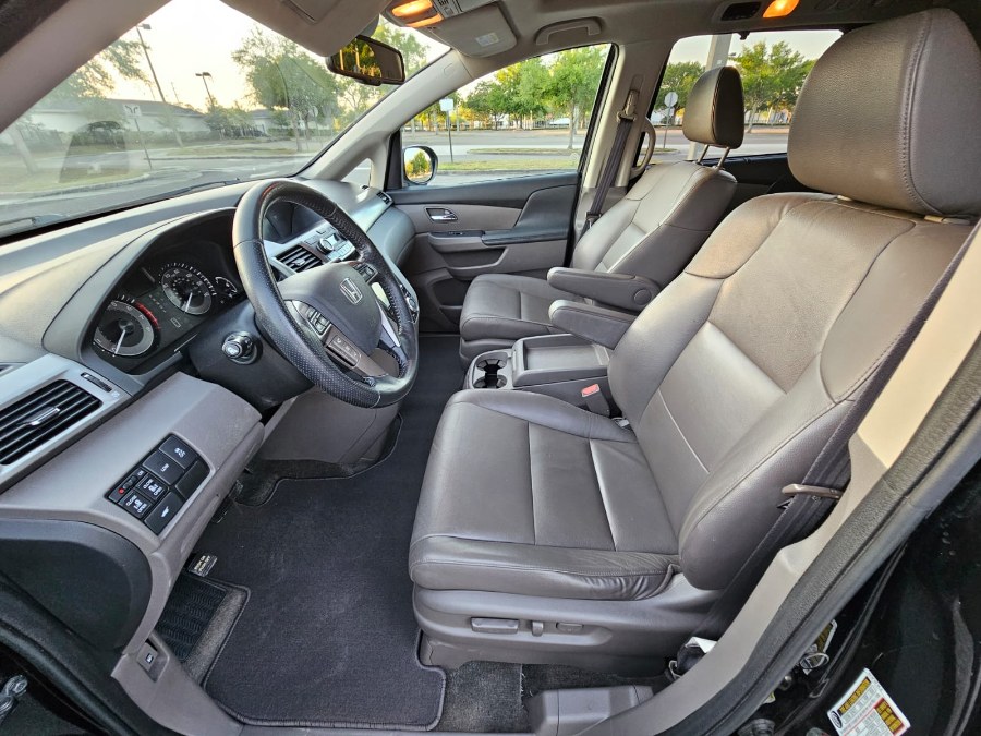 2016 Honda Odyssey 5dr EX-L photo