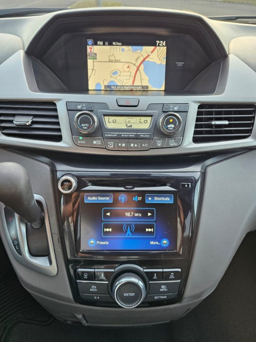 2016 Honda Odyssey 5dr EX-L photo